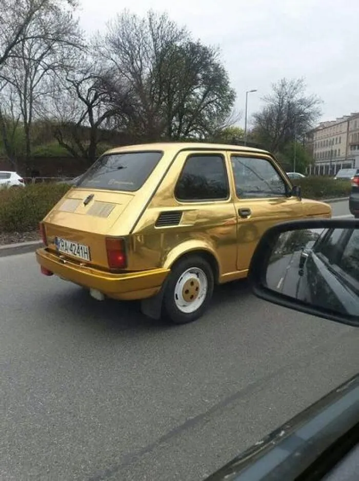 30 Of The Most Questionable And Funniest Pics Spotted On Polish Profiles (New Pics)