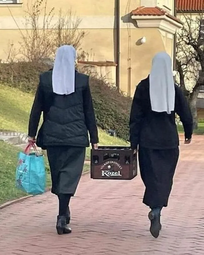 30 Of The Most Questionable And Funniest Pics Spotted On Polish Profiles (New Pics)