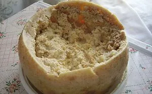 This Viral Thread Has Locals Pointing Out The Worst Foods In Their Country (30 Answers)