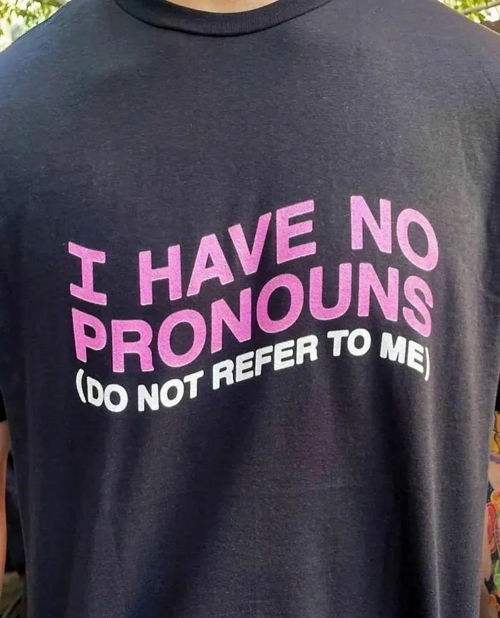30 Unhinged T-Shirts That People Just Had To Take A Pic Of, As Shared On This Instagram Page