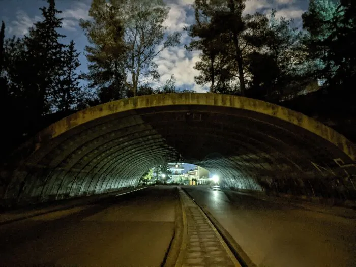 Tunnel