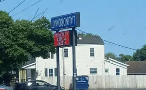 Hey Pandas, Post A Picture Of Something You Saw While Driving That May Give Us A Laugh (Closed)