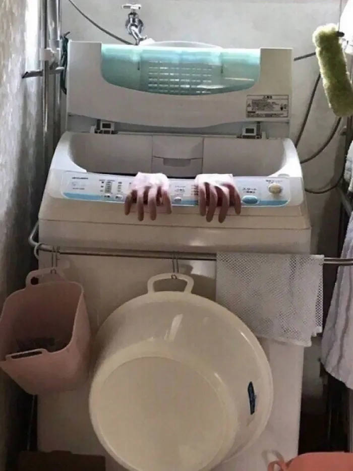Mi mujer dejó secar los guantes y casi me da un infarto