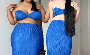 Two Friends Wear the Same Outfits To Show How Fashion Looks Fabulous On Different Bodies (26 New Pics)