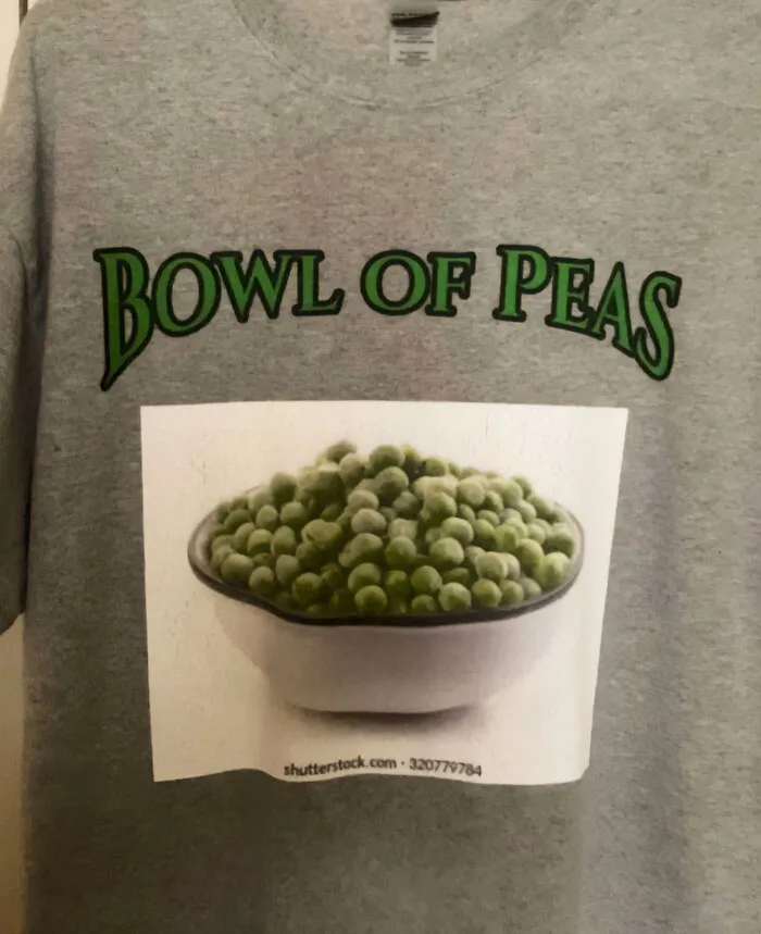 50 Questionable Yet Funny Shirts Spotted In Public, As Shared By The "Good Shirts" Instagram Account (New Pics)