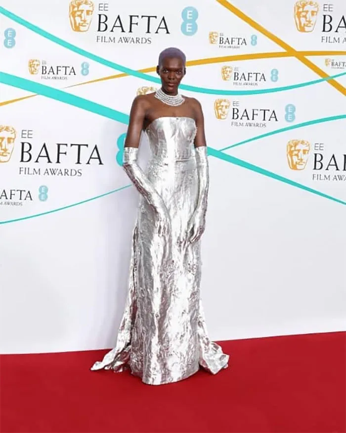 Can We Just Stop With The Aluminum Foil Moment, Please 😫 It Doesn't Look Good On Anyone!