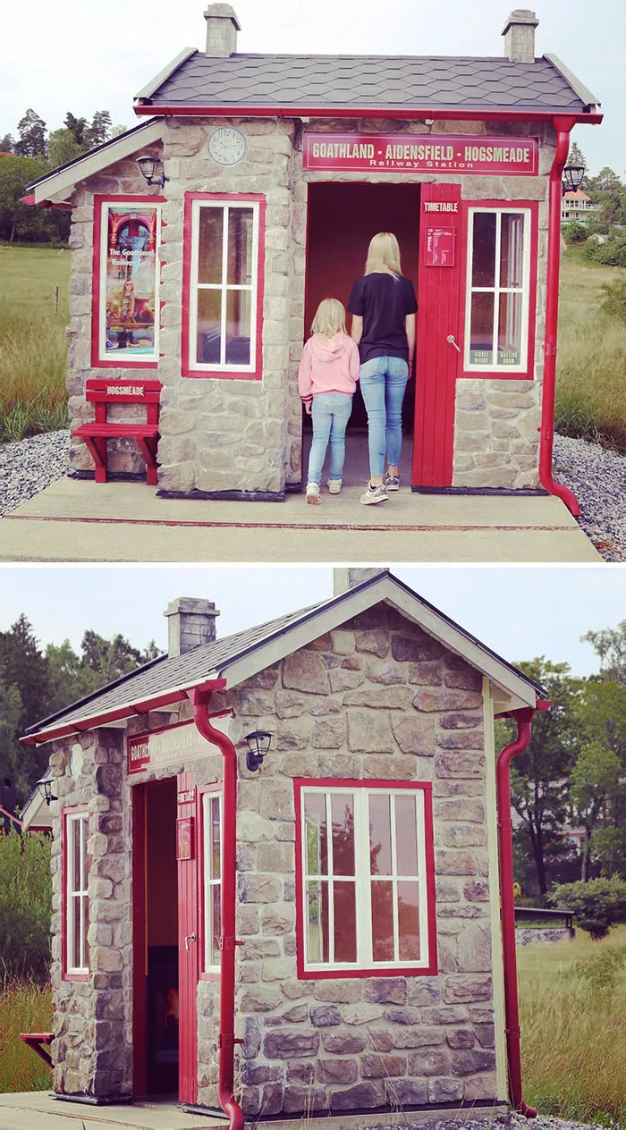 A Very Special Bus Shelter In Älvnäs, Ekerö. For Those Of You With Children Who Love Harry Potter, You Just Have To Visit This Place