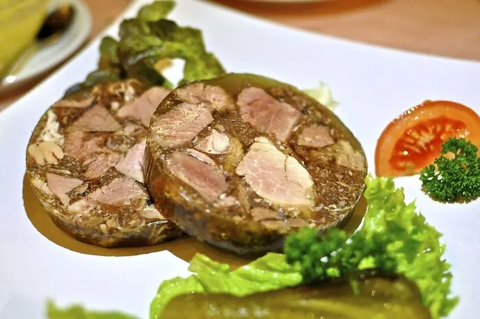 This Viral Thread Has Locals Pointing Out The Worst Foods In Their Country (30 Answers)