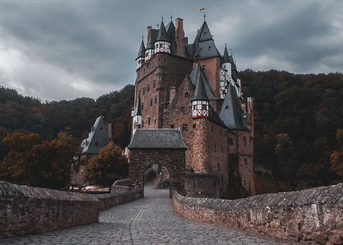 35 People Describe The Biggest Culture Shock They Have Ever Encountered