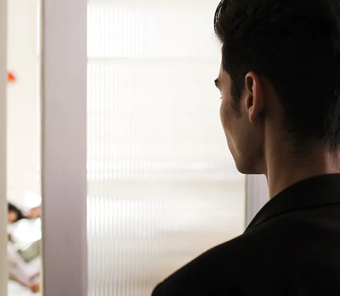 30 People Reveal The Deeply Disturbing Secrets They Uncovered About Someone Close To Them, Leaving Them Shocked And Traumatized
