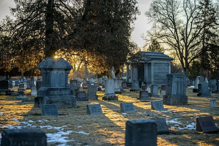 24 Truths Nobody Believed Until After The Truthsayers’ Deaths, As Shared Online