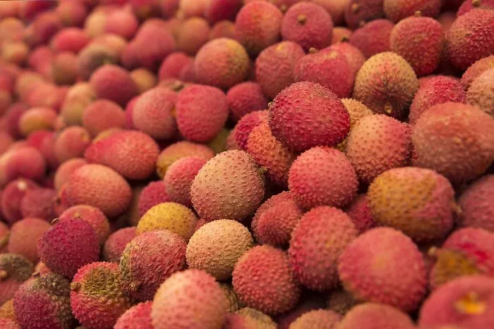 Zengcheng Hanging Green Lychee ($137 Per Kilogram)