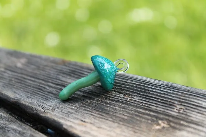 I Made Glass Pendants Inspired By Small Mushrooms (6 Pics)