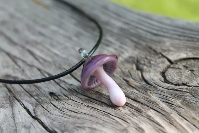 I Made Glass Pendants Inspired By Small Mushrooms (6 Pics)