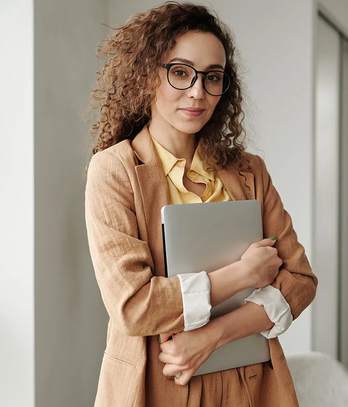 10 Insultos educados pero tajantes que usar en la oficina sin perder tu trabajo