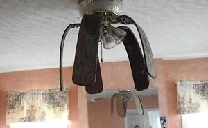 30 Ridiculous Real Estate Listings, Shared By This Online Community