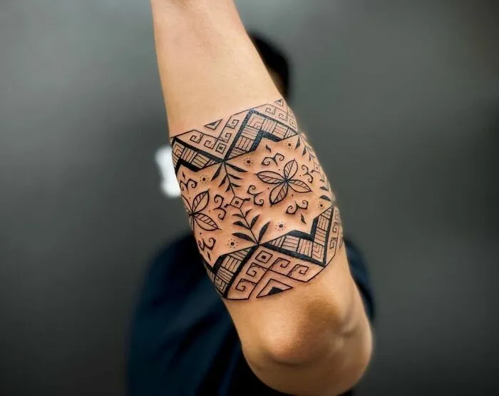 Tribal Tattoo On The Hand