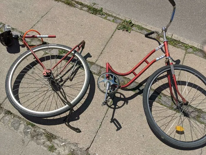 My Bike Broke In Half, 8 Kilometers From My Home
