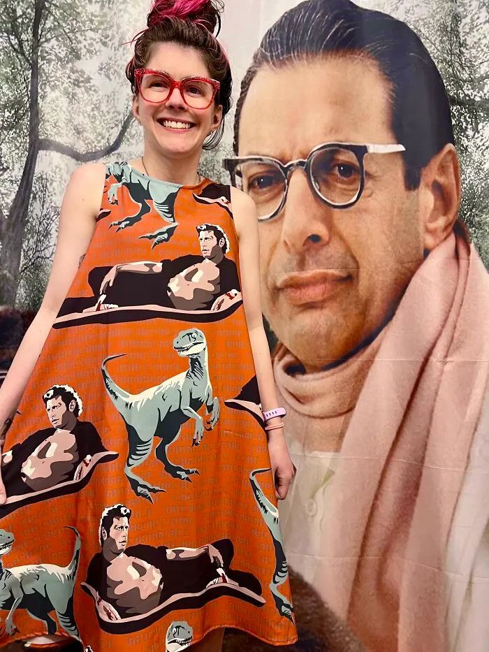 Vestido de Jeff Goldblum frente a mi cortina de ducha de Jeff Goldblum