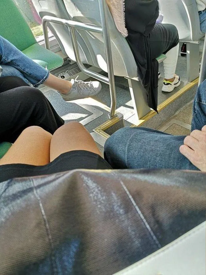45 Upsetting Images Of ‘Mildly Infuriating’ Things (New Pics)