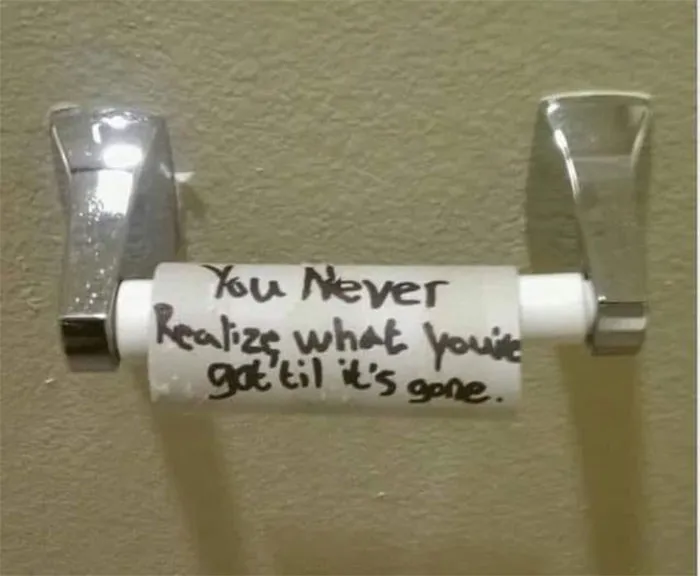 28 Carteles tan divertidos como inesperados que fueron compartidos en Facebook