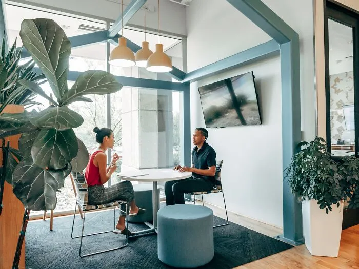 30 Of The Fastest Lay-Offs Due To The Insane Things That People Actually Did In A New Workplace