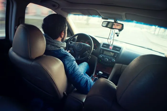 30 Of The Fastest Lay-Offs Due To The Insane Things That People Actually Did In A New Workplace