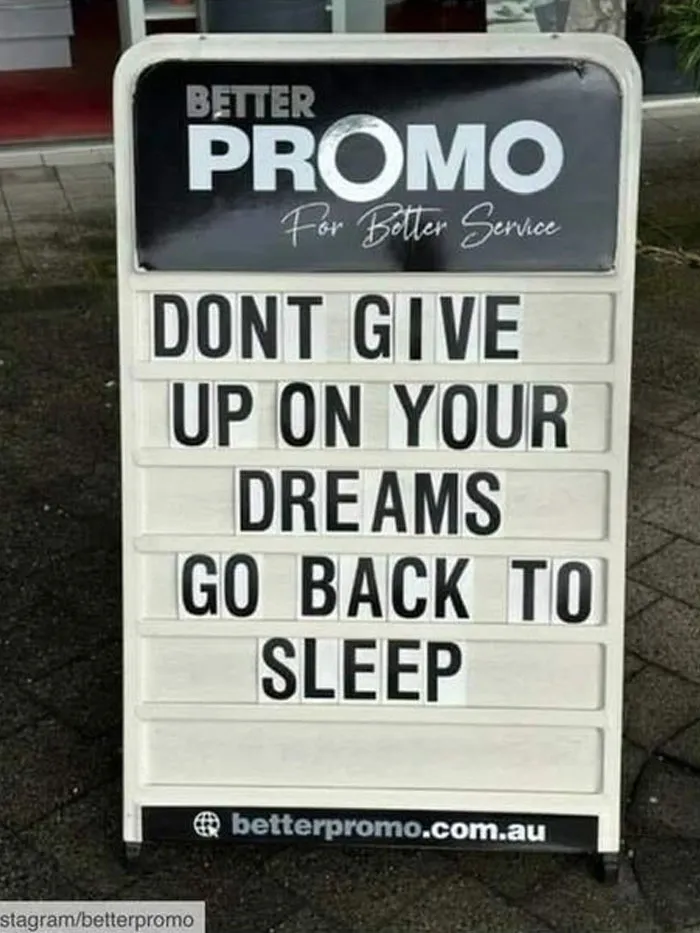 28 Carteles tan divertidos como inesperados que fueron compartidos en Facebook