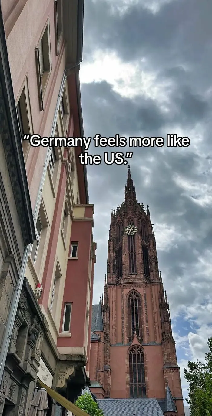American Tourist Shares 22 Of Her Husband's Witty Remarks Whilst Traveling To Europe, Goes Viral