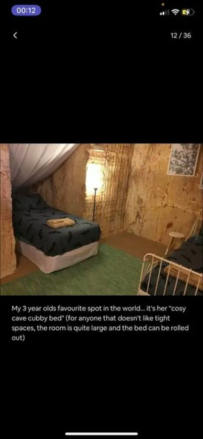 30 Nightmare-Inducing Pics Of Terrifying Bedrooms, As Shared On This Hilarious Facebook Group (New Pics)