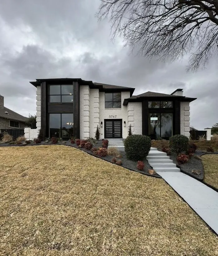 30 Home Exterior Designs To Wake The Connoisseur In You, As Seen On This Twitter Page