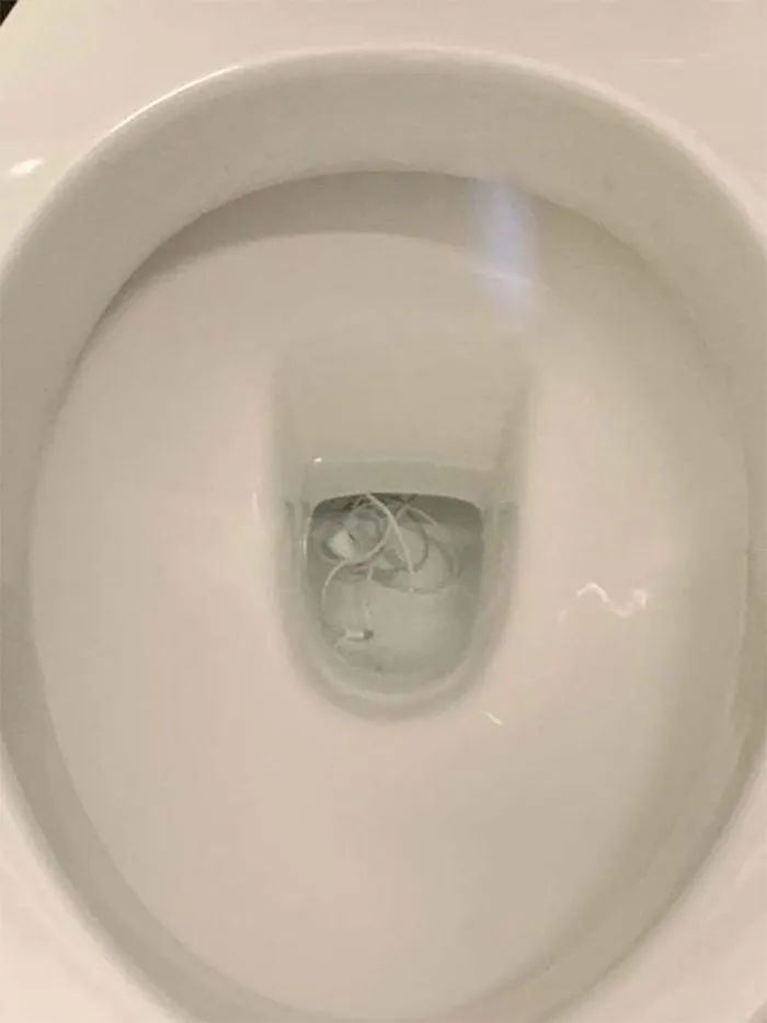 45 Upsetting Images Of ‘Mildly Infuriating’ Things (New Pics)