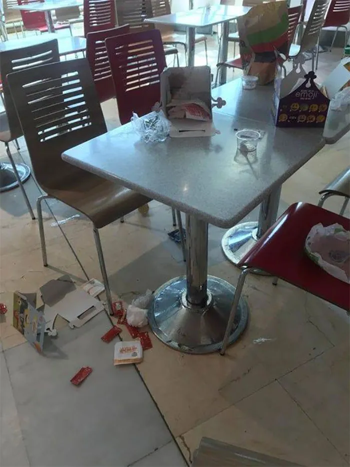45 Upsetting Images Of ‘Mildly Infuriating’ Things (New Pics)