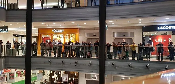 30 Times People Spotted Men Having A Miserable Time While Shopping And Just Had To Take A Pic (New Pics)