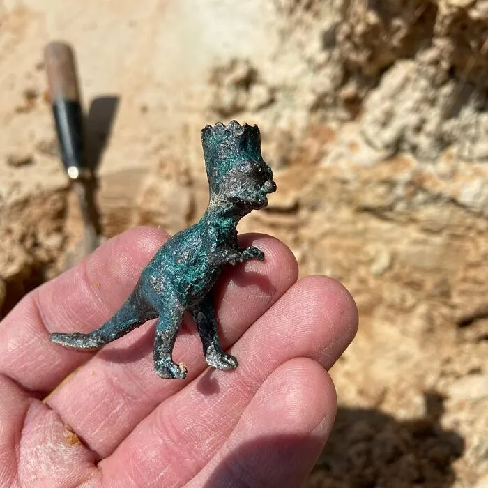 This Artist Uses Recognizable Pop Characters To Create Fake Ancient Artifacts (30 Pics)
