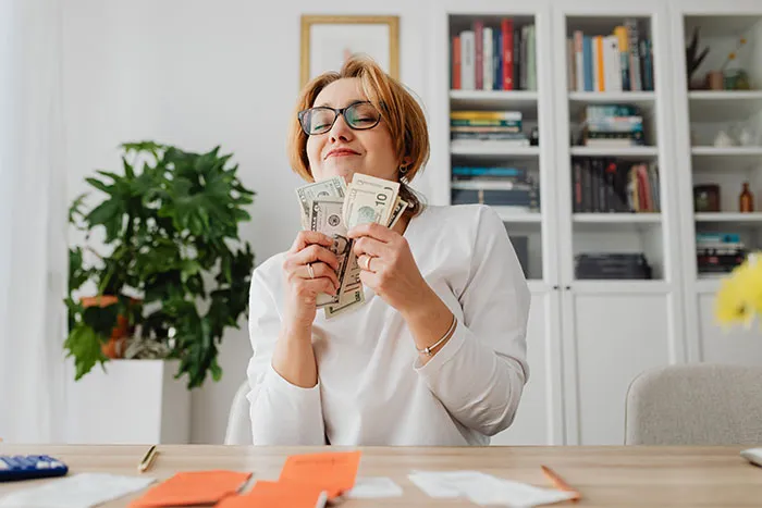 People Are Sharing Tiny “Luxuries” That Make Them Feel Rich, And Here Are 30 Honest Answers