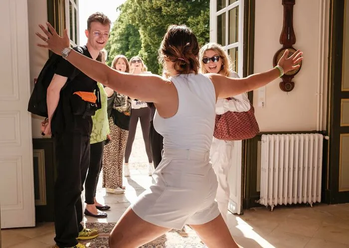 25 Unfiltered Wedding Pics By Ian Weldon That Are As Funny As They Are Chaotic (New Pics)