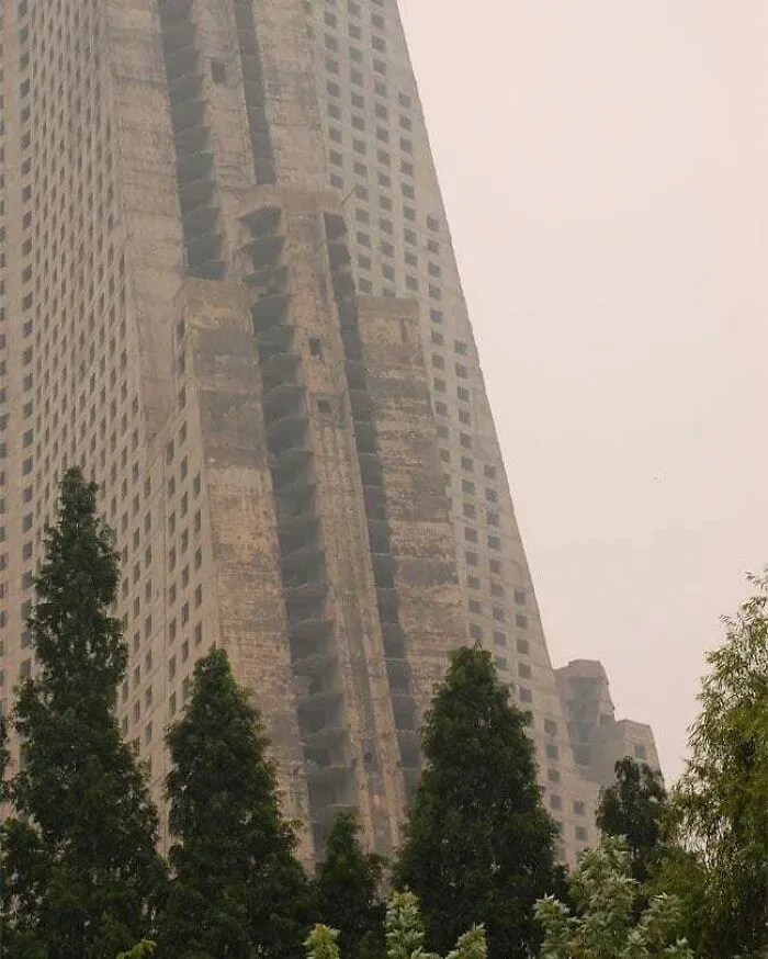 “Evil Buildings”: 50 Of The Strangest And Most Unique Constructions From Around The World