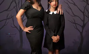 Spooky Fun With My Daughter: A Chillingly Adorable Addams Family Photoshoot (6 Pics)