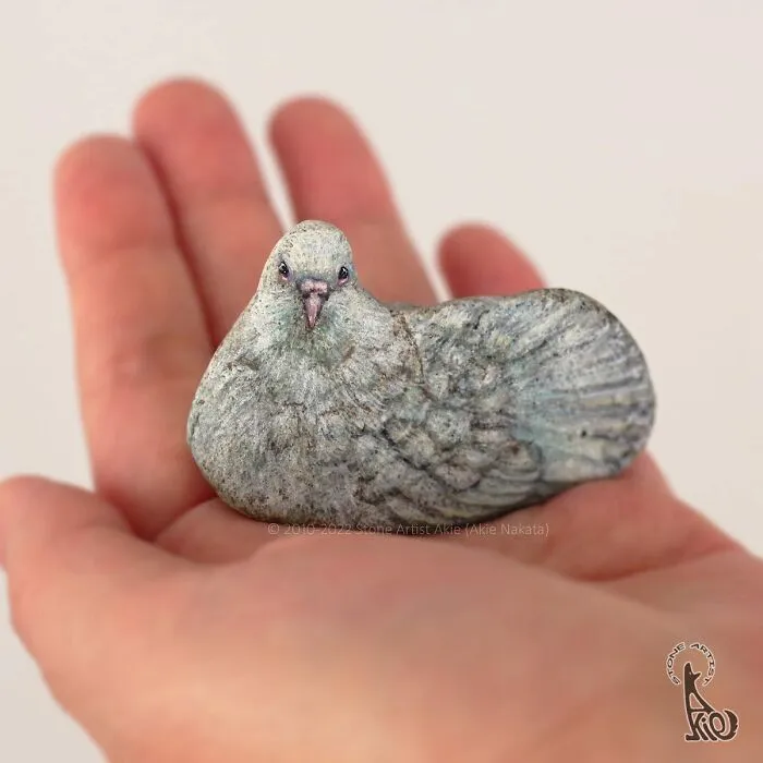 39 Animal Paintings On Natural Stones By Akie Nakata (New Pics)