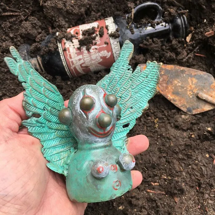 This Artist Uses Recognizable Pop Characters To Create Fake Ancient Artifacts (30 Pics)