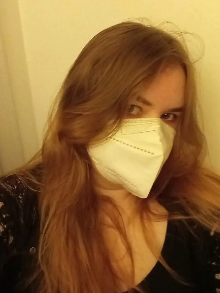 I Got Curtain Bangs! Or, At Least, Something Vaguely Resembling Curtain Bangs? (Mask To Protect Secret Identity)