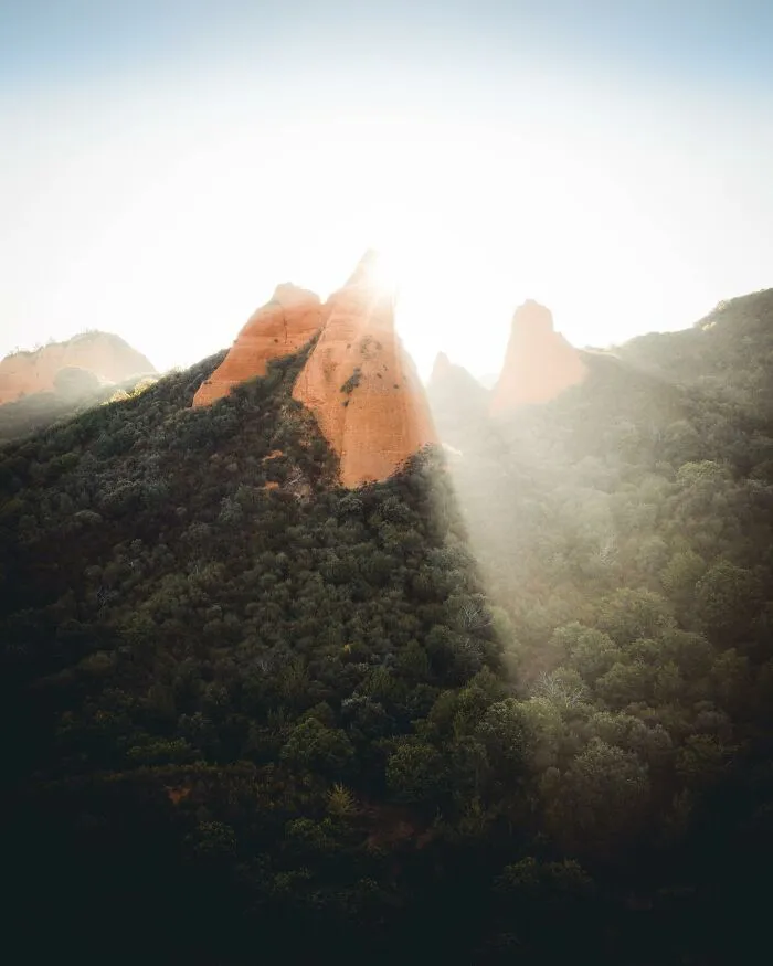 This Photographer Takes Breathtaking Pictures While Exploring The World (49 New Pics)