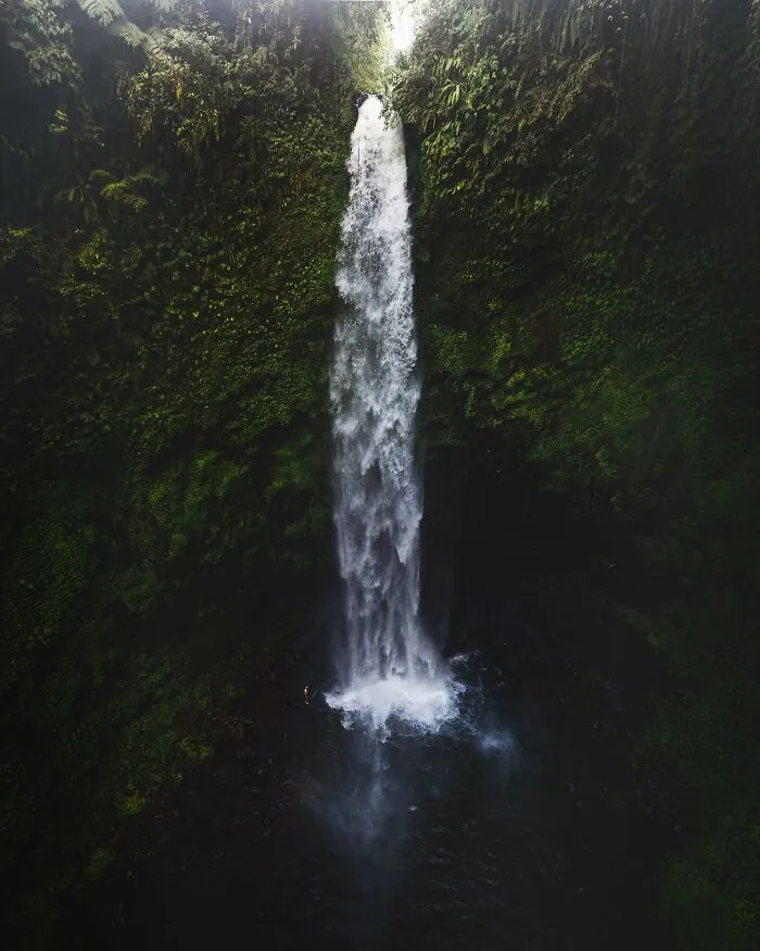 This Photographer Takes Breathtaking Pictures While Exploring The World (49 New Pics)