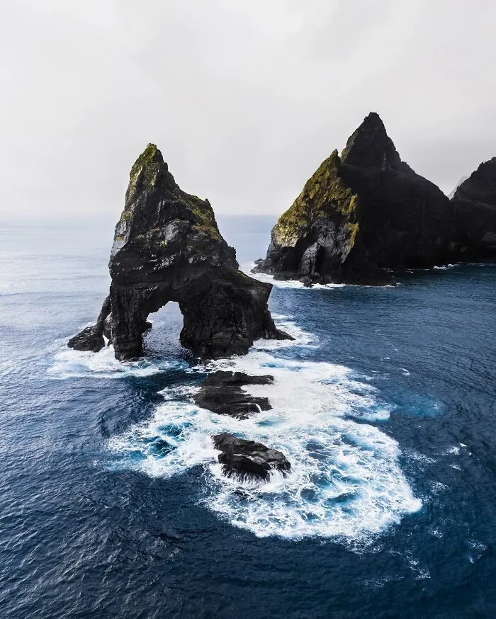 This Photographer Takes Breathtaking Pictures While Exploring The World (49 New Pics)