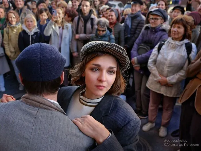 Saint Petersburg Photographer Documents The Bizarre Contrasts Of Russian Life (70 New Pics)