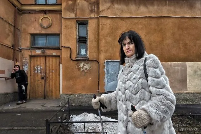 Saint Petersburg Photographer Documents The Bizarre Contrasts Of Russian Life (70 New Pics)