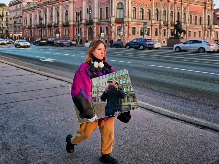 Saint Petersburg Photographer Documents The Bizarre Contrasts Of Russian Life (70 New Pics)