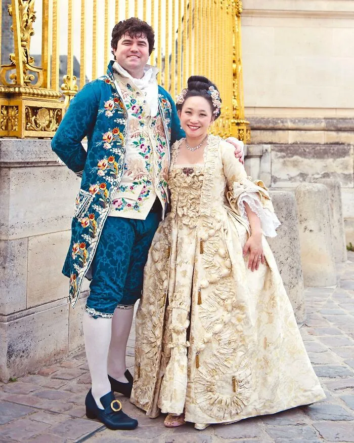 This Anesthesiologist Finds Relaxation In Recreating Historical Clothes (21 New Pics)