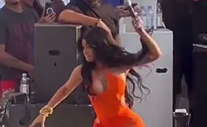 Cardi B Was Splashed By A Drink Thrown By Fan While She Was Performing, So She Fought Back